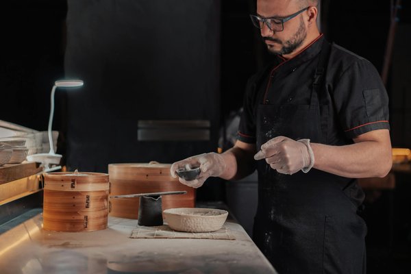 Comment le respect de la saisonnalité influence-t-il la gastronomie actuelle?